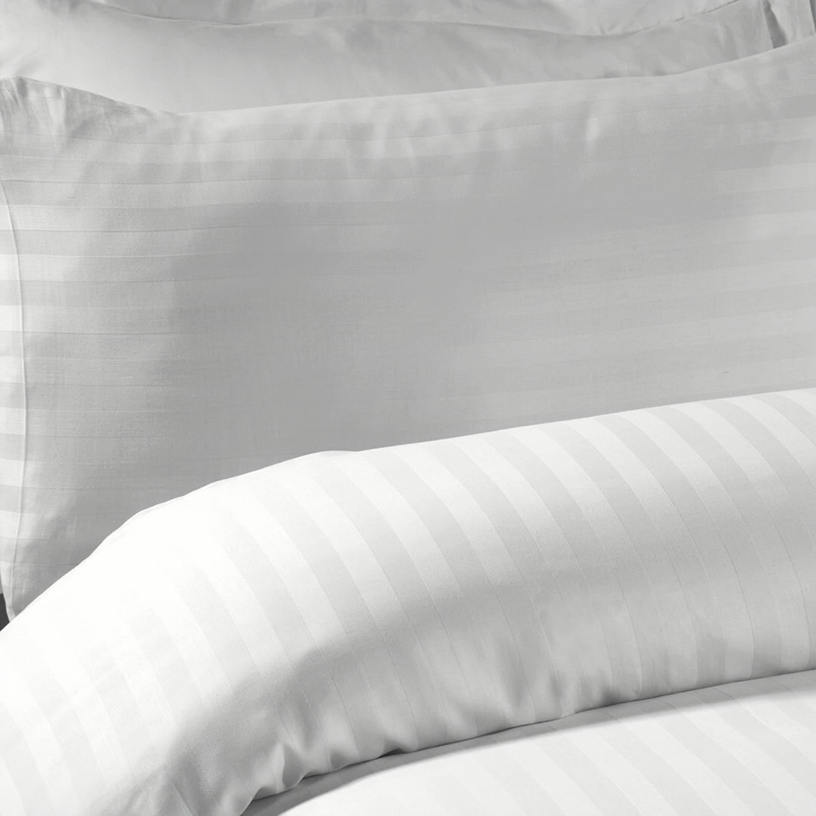 white stripes material of bedding set